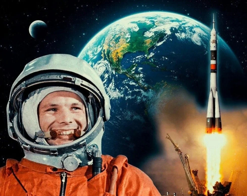 12 апреля 1961 года Юрий Гагарин стал первым человеком, совершившим полет в  космос. Указом Президиума Верховного Совета СССР в этот день установлена  памятная дата — День космонавтики. | Официальный сайт МБОУ Школа № 98  г.о.Самара
